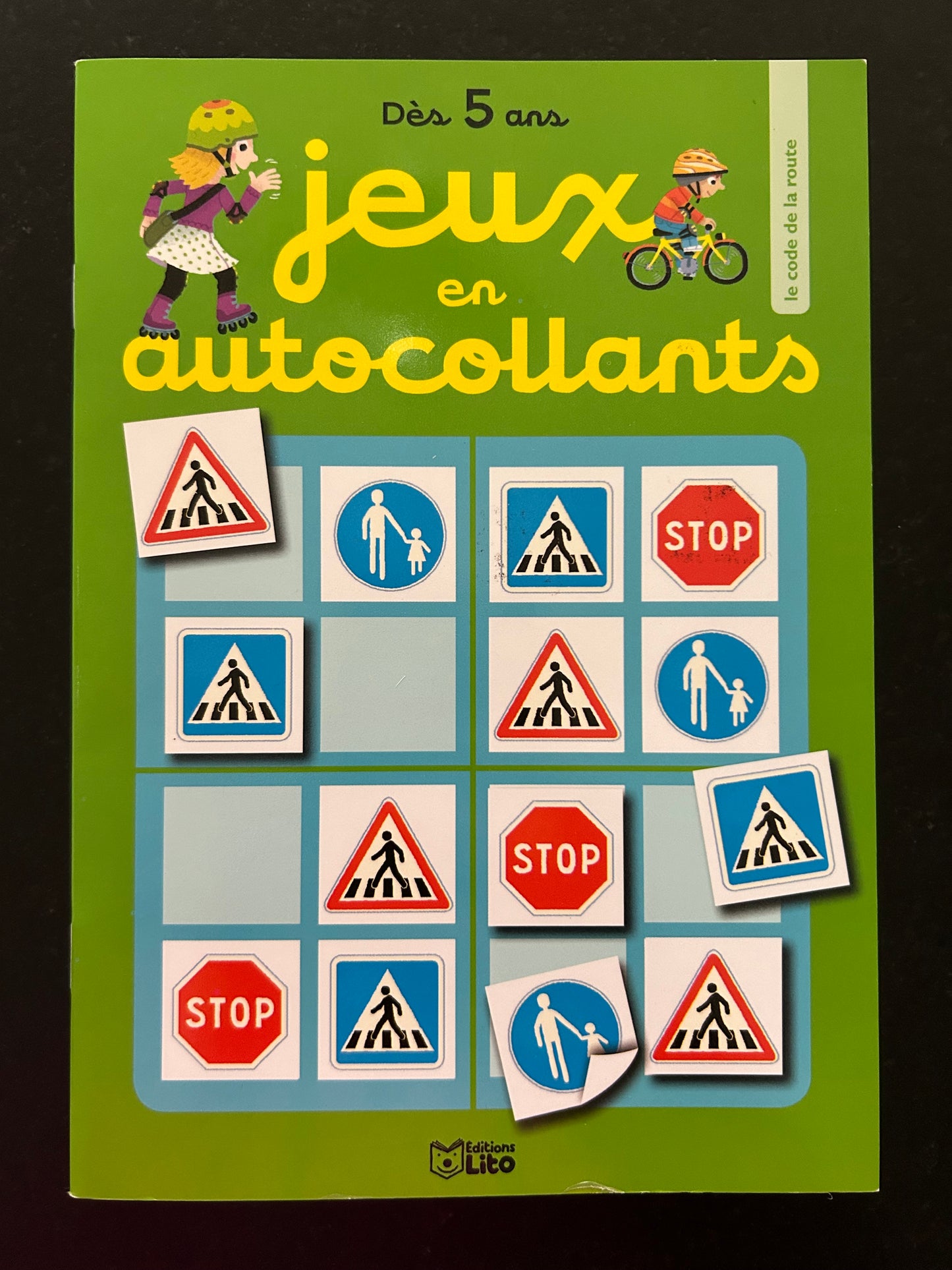 Jeux en autocollants - le code de la route